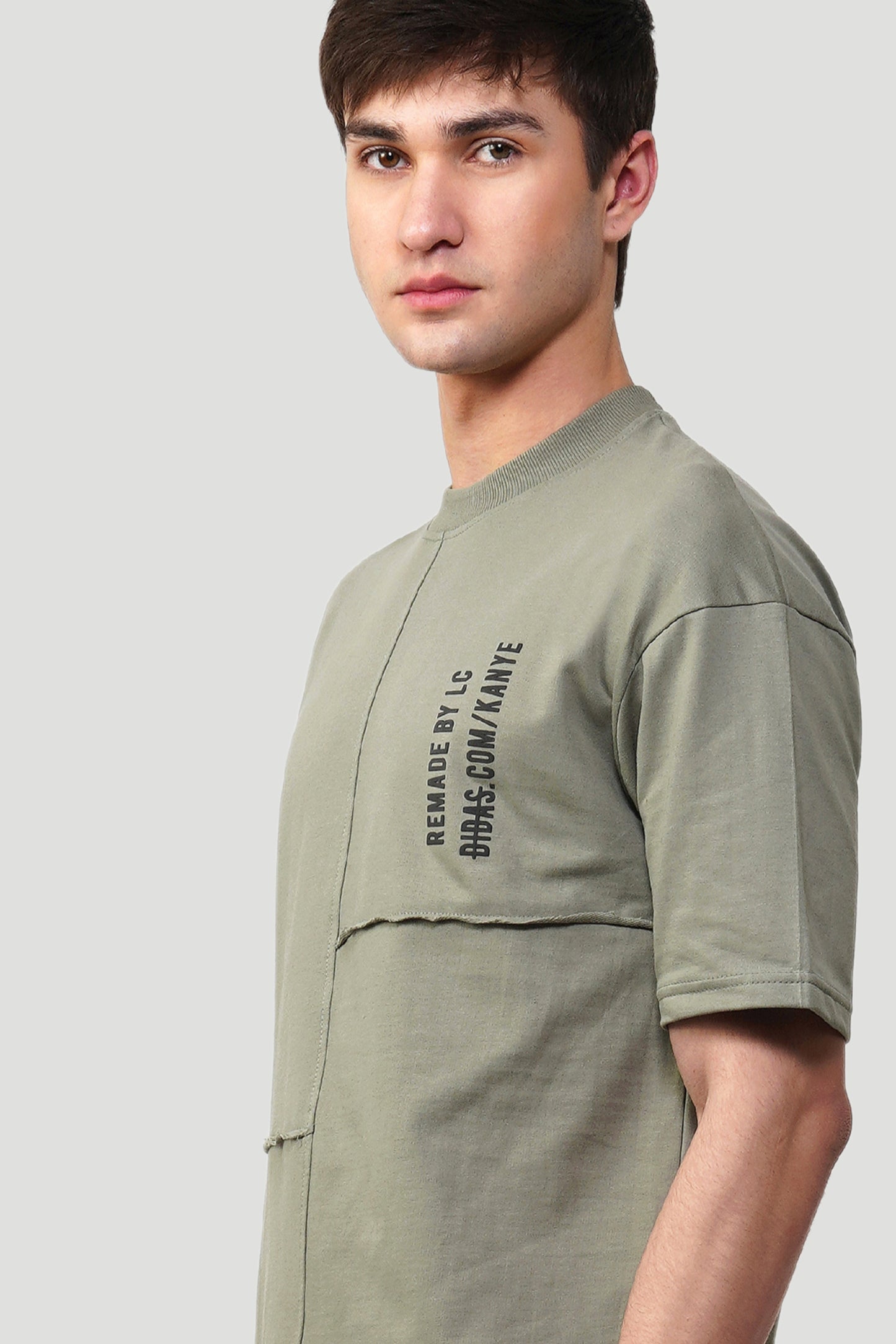 LOOSE FIT SLOGAN PRINT T-SHIRT