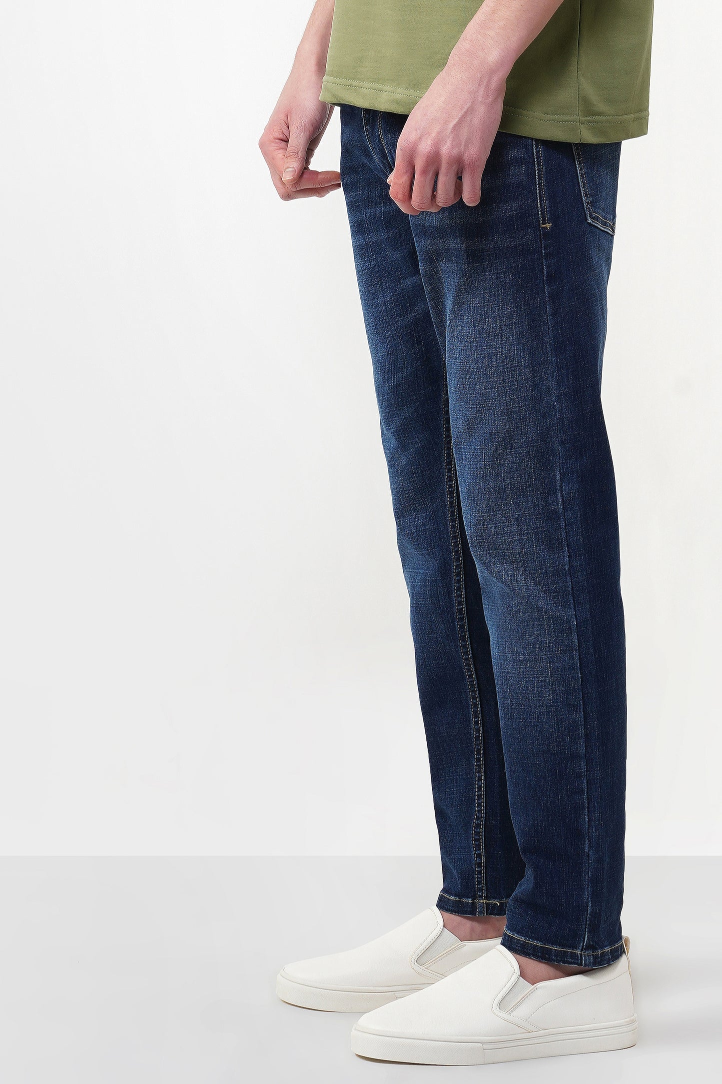 SLIM FIT JEANS