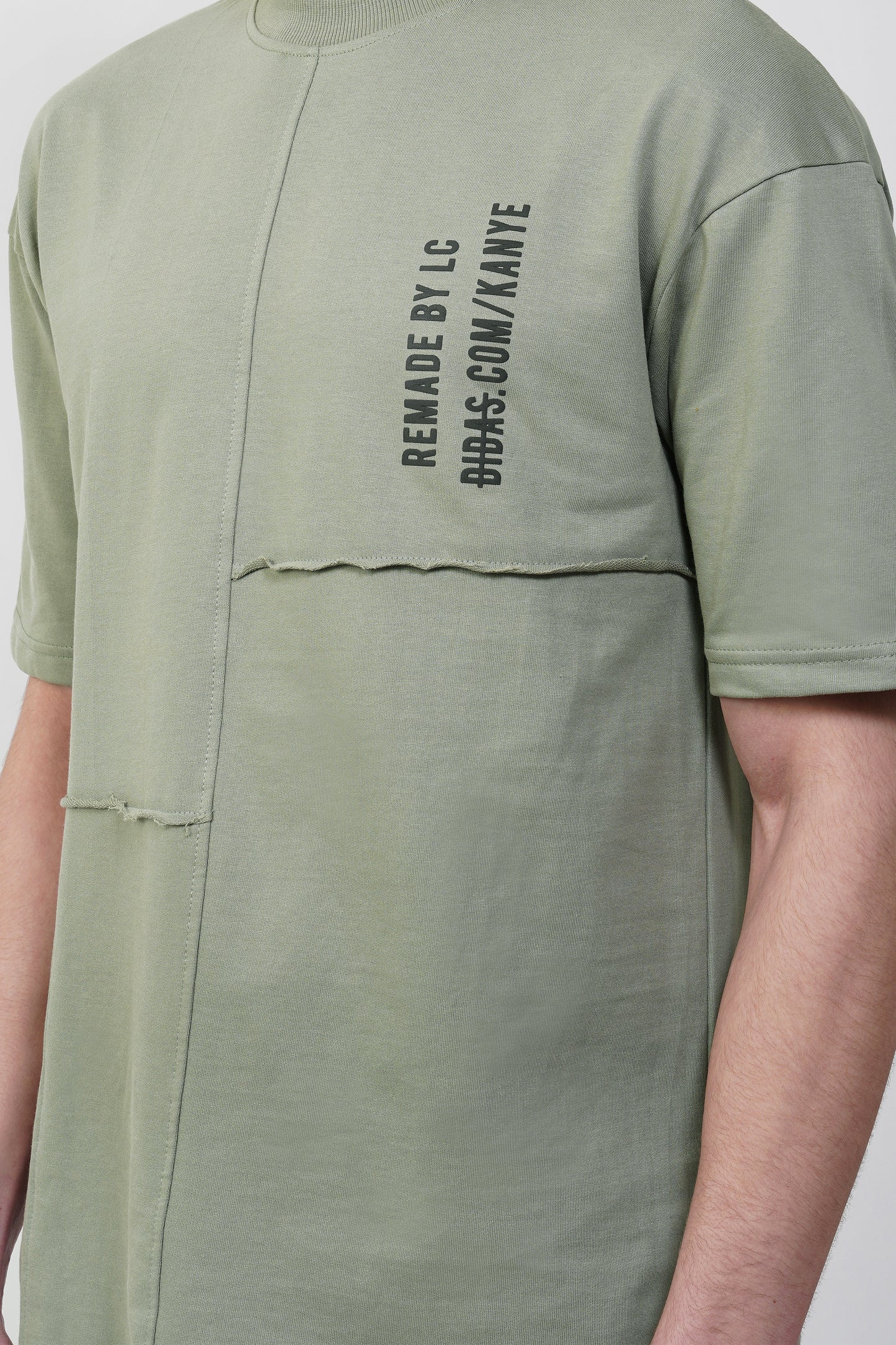 LOOSE FIT SLOGAN PRINT T-SHIRT