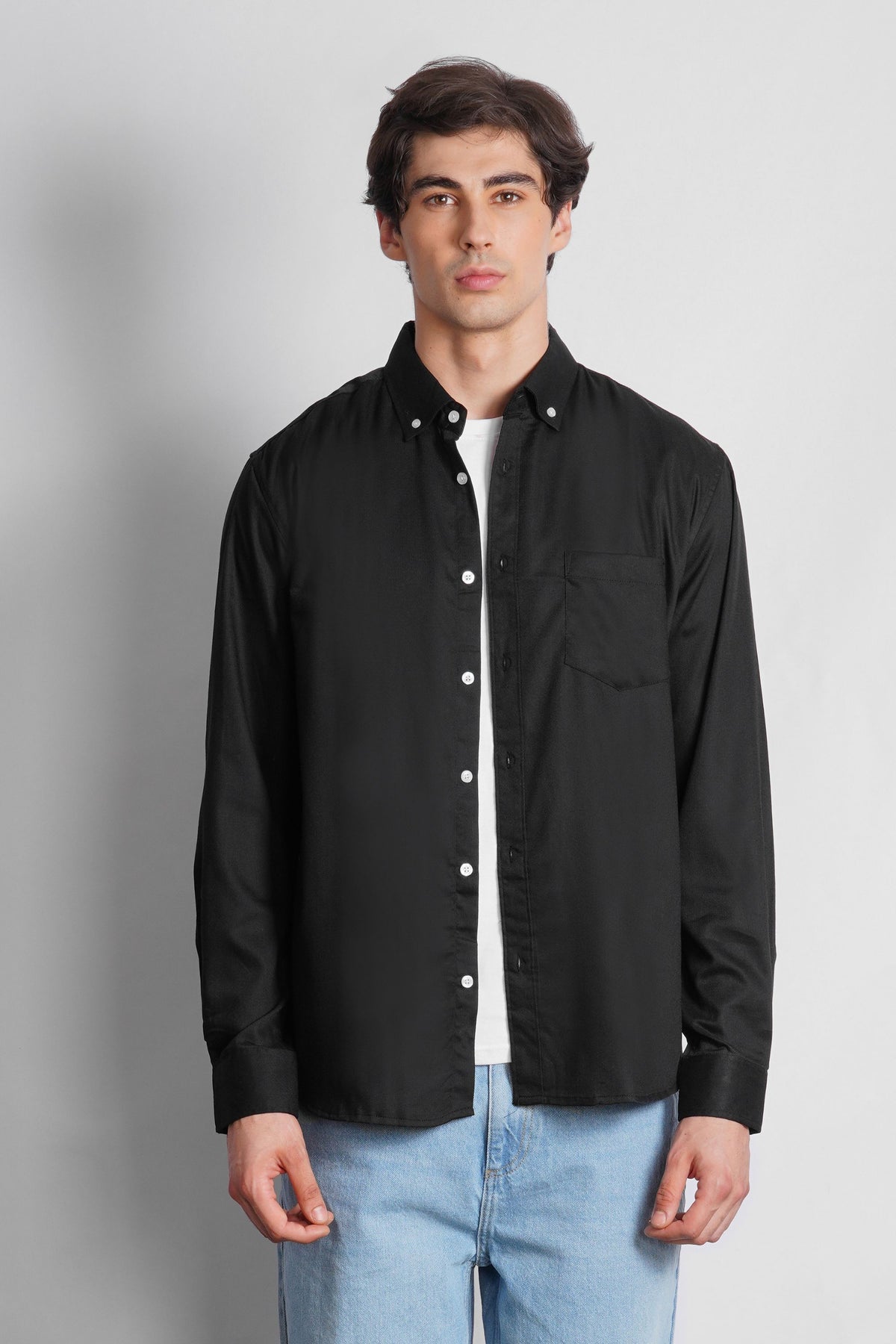 BUTTON DOWN MICRO TEXTURED SHIRT