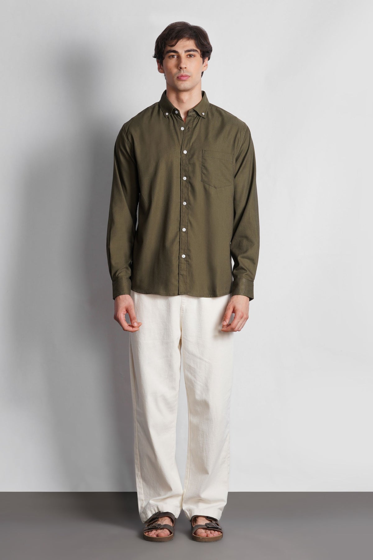 BUTTON DOWN MICRO TEXTURED SHIRT