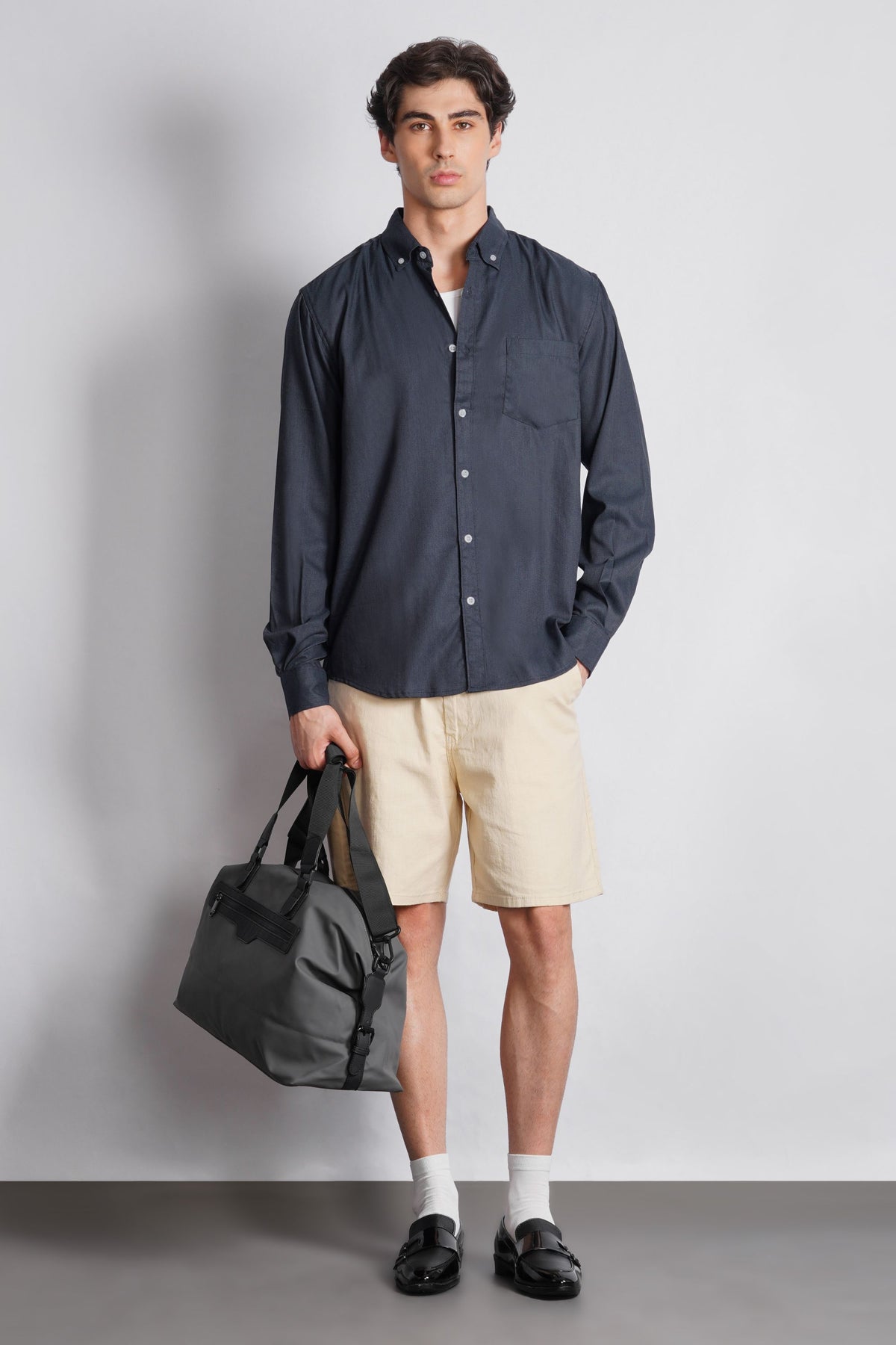 BUTTON DOWN MICRO TEXTURED SHIRT