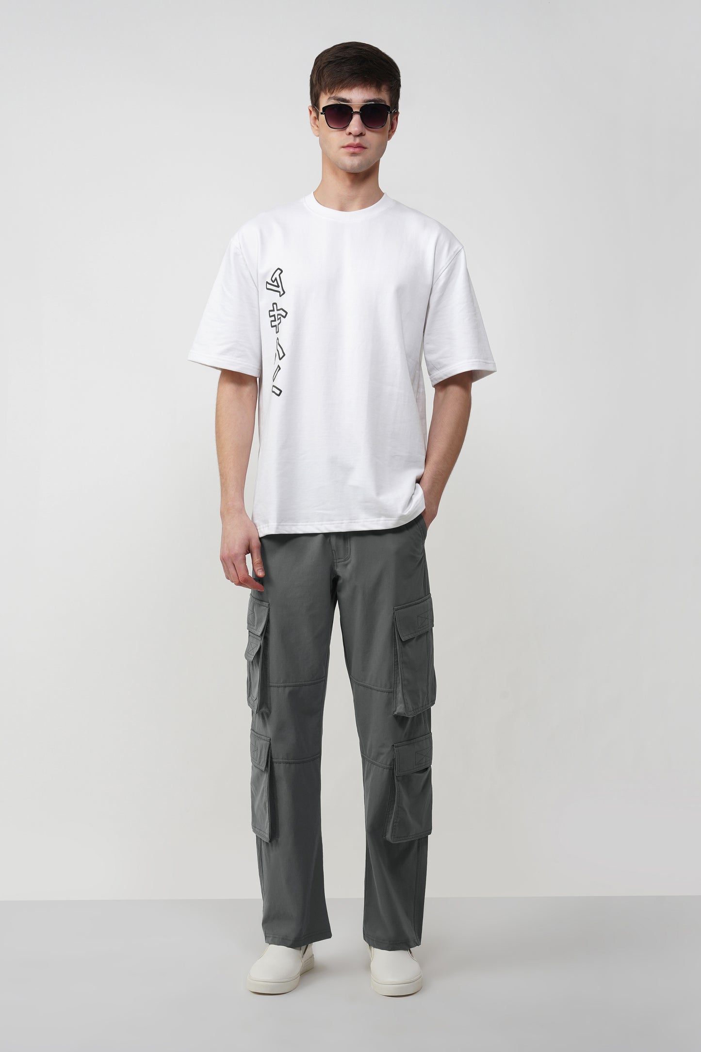 RELAXED FIT CARGO TROUSER