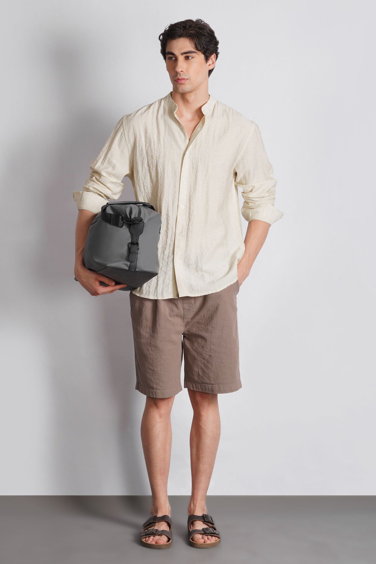 MANDARIAN COLLAR SHIRT