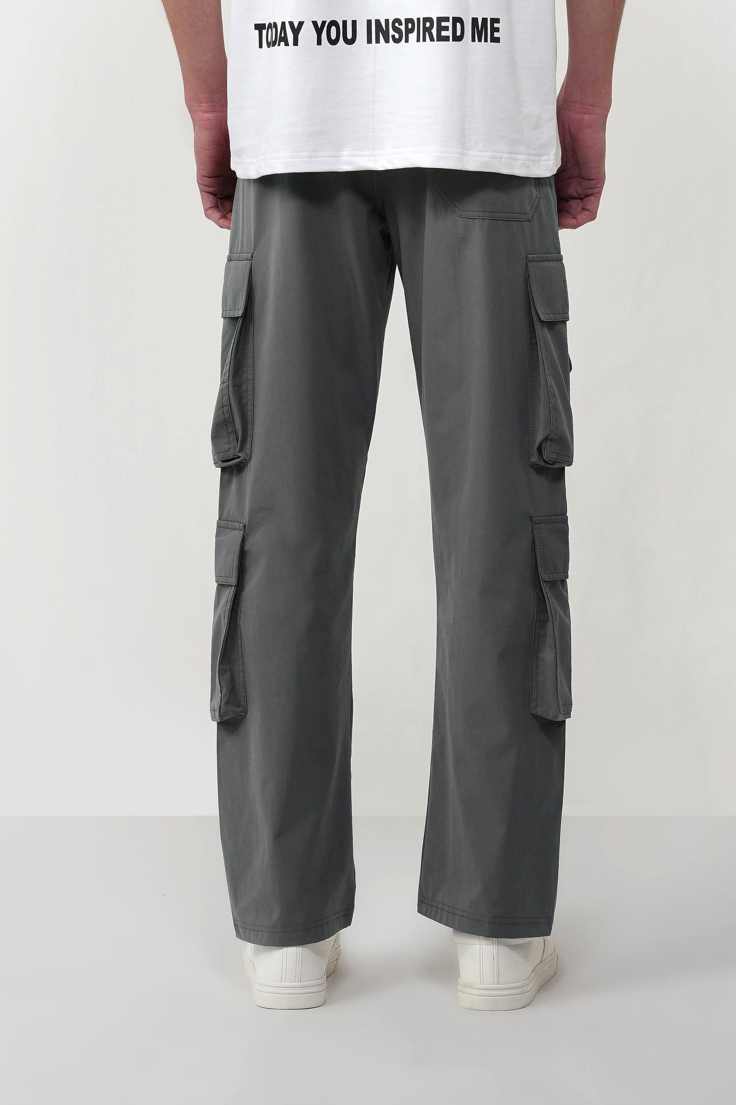 RELAXED FIT CARGO TROUSER