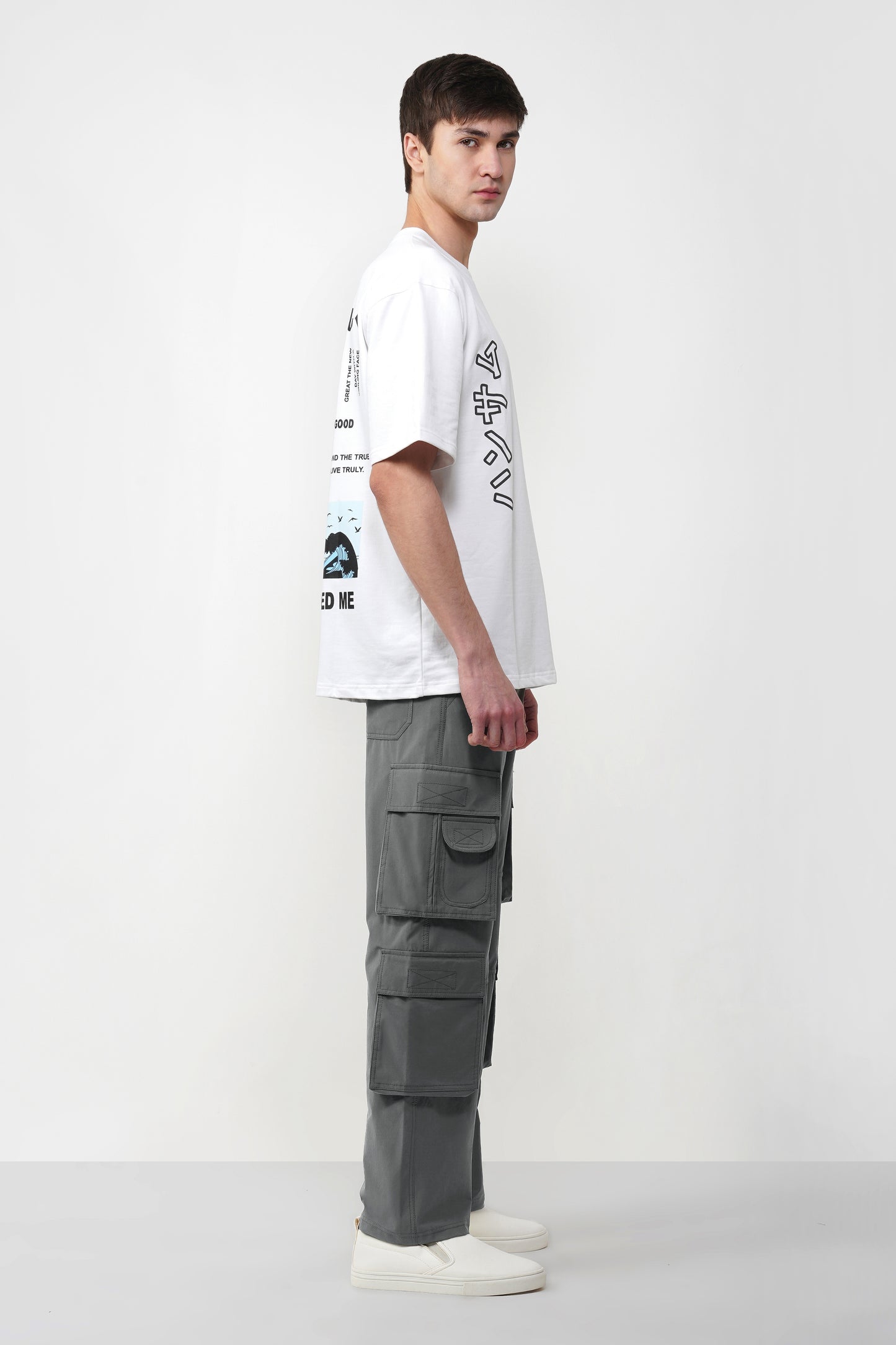 RELAXED FIT CARGO TROUSER