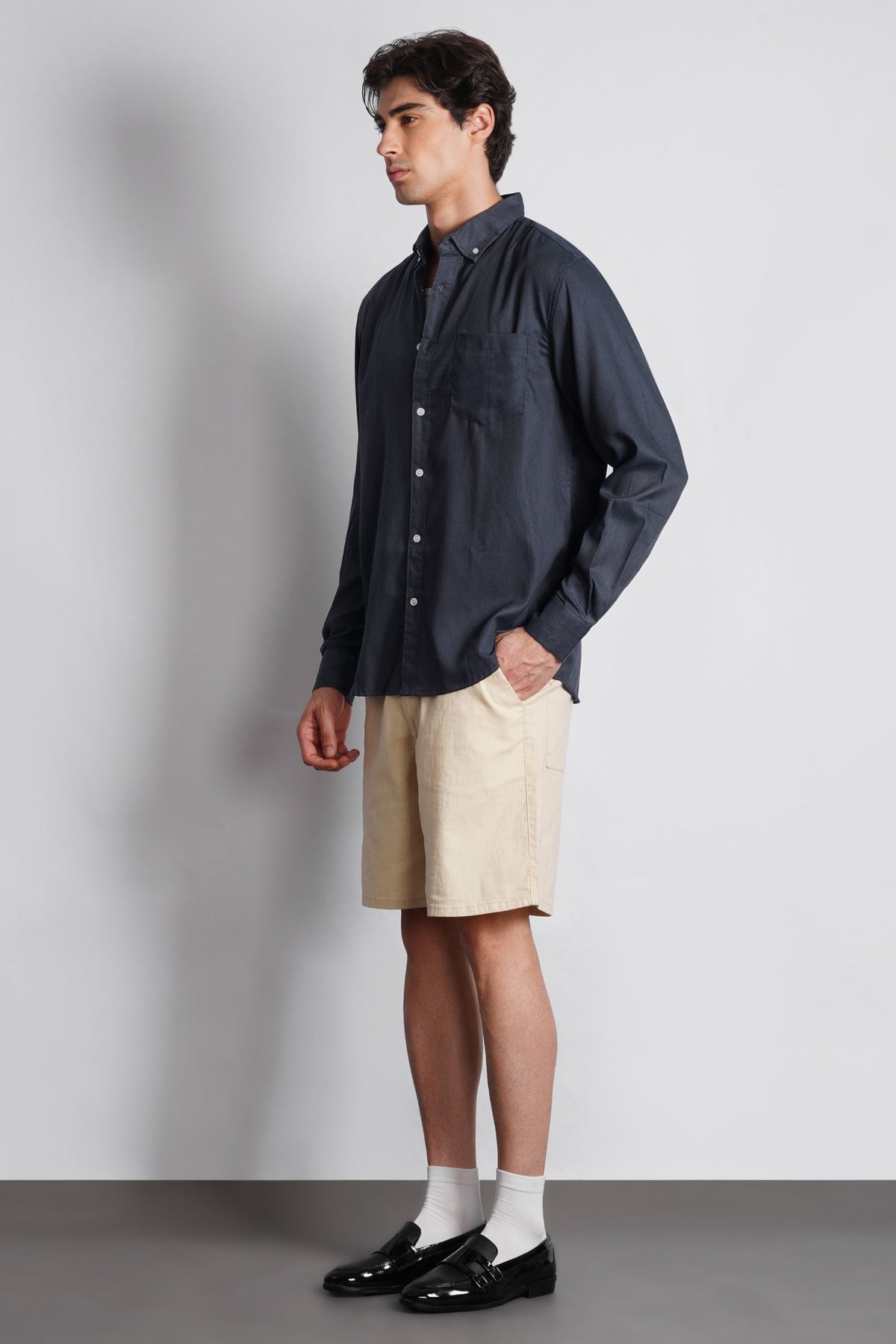 BUTTON DOWN MICRO TEXTURED SHIRT