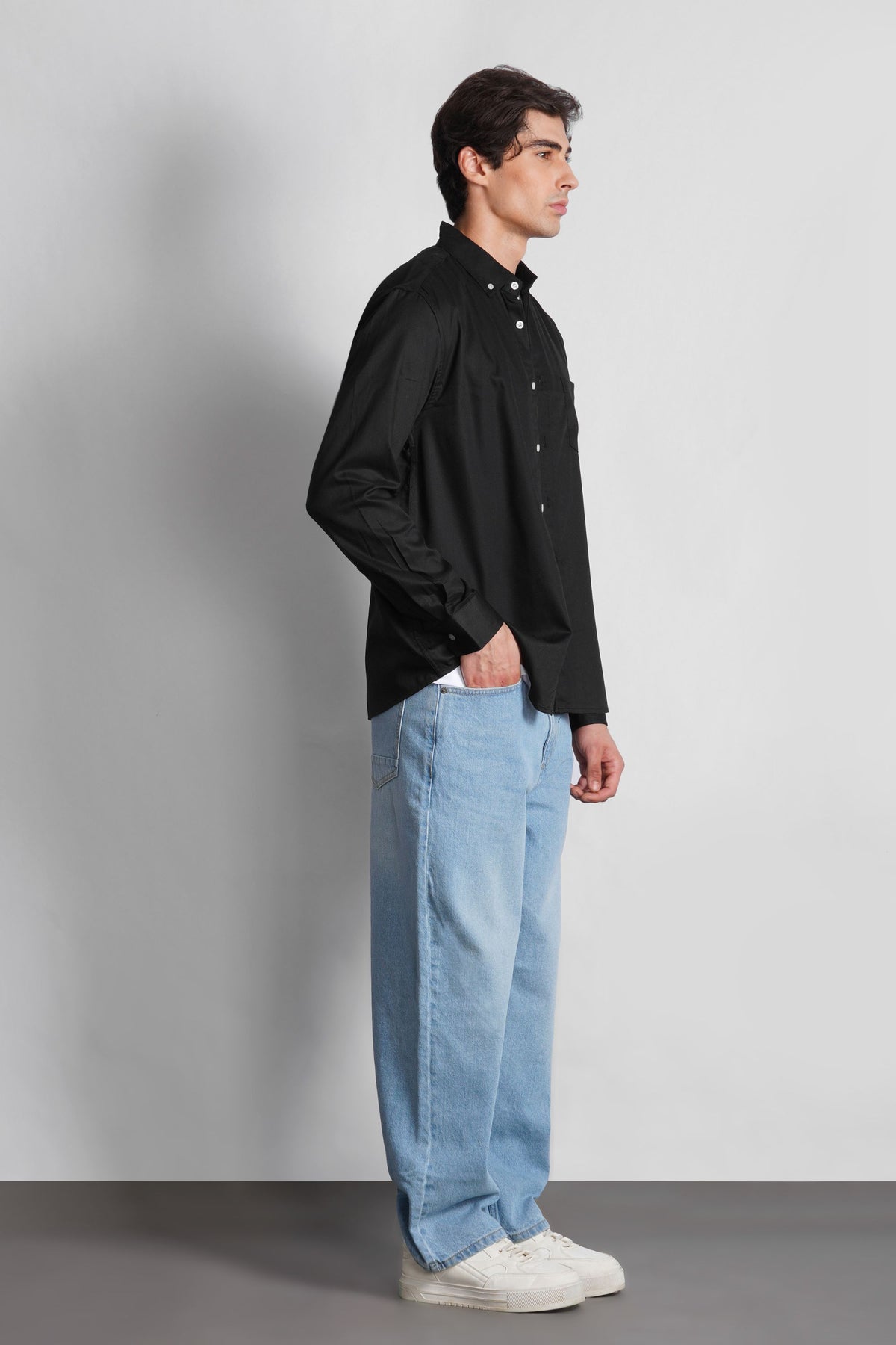 BUTTON DOWN MICRO TEXTURED SHIRT