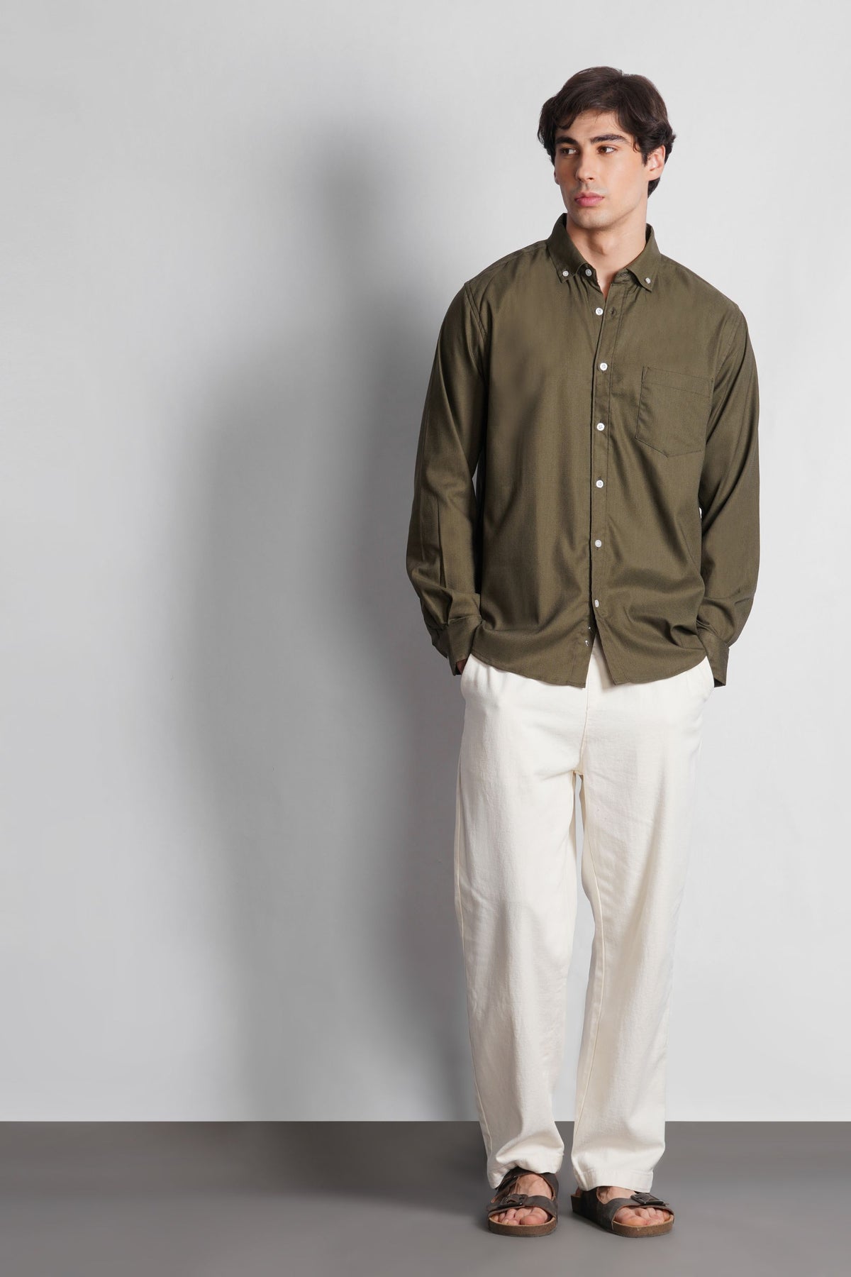 BUTTON DOWN MICRO TEXTURED SHIRT