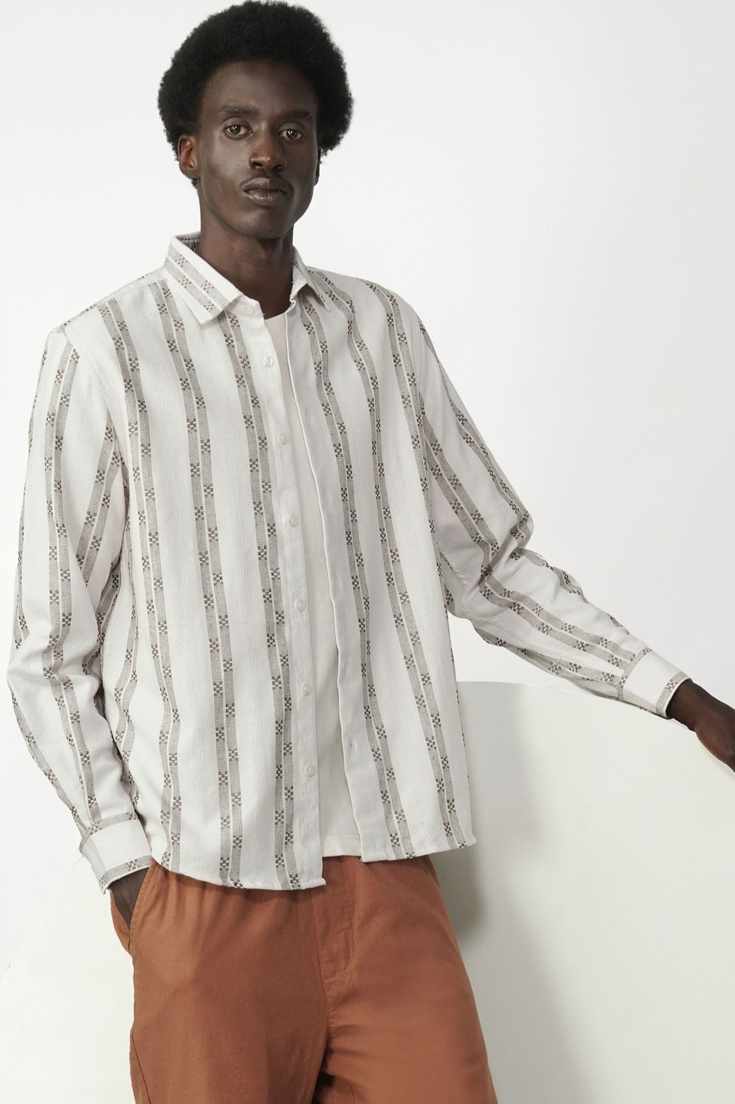 BOLD STRIPED TEXTURED SHIRT